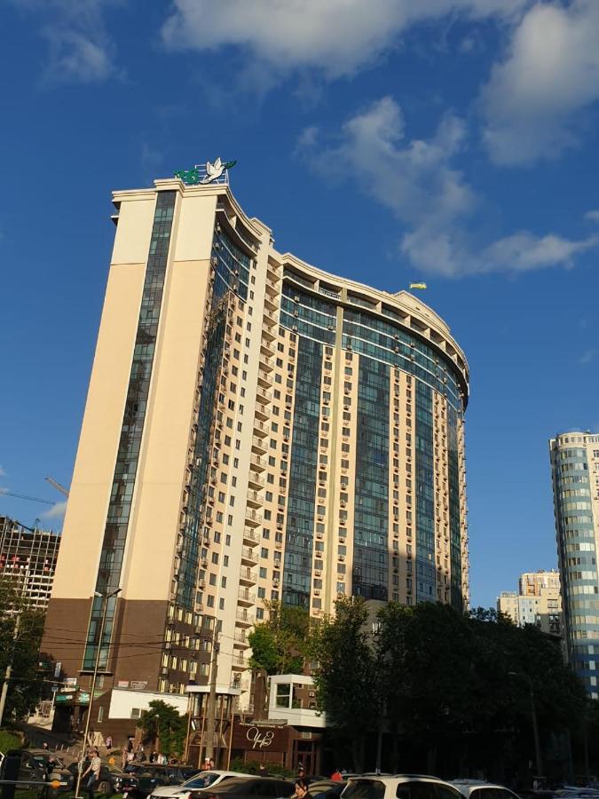 Sunny Apartments Near The Sea On Genuezskaya Odessa Exterior foto